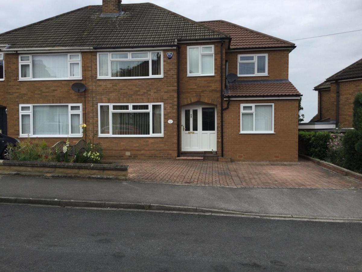 Large 4 Bedroom Home In Boston Spa Village In-Between York, Harrogate And Leeds, Sleeps 9 Екстер'єр фото