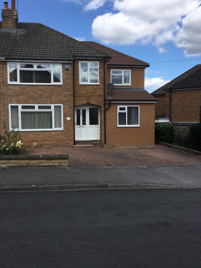 Large 4 Bedroom Home In Boston Spa Village In-Between York, Harrogate And Leeds, Sleeps 9 Екстер'єр фото